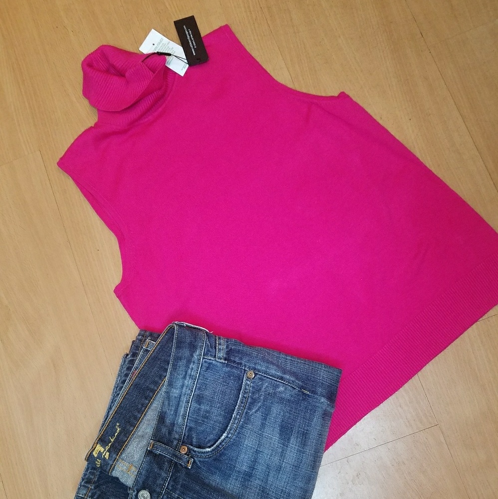 NWT Sleeveless Turtleneck Sweater